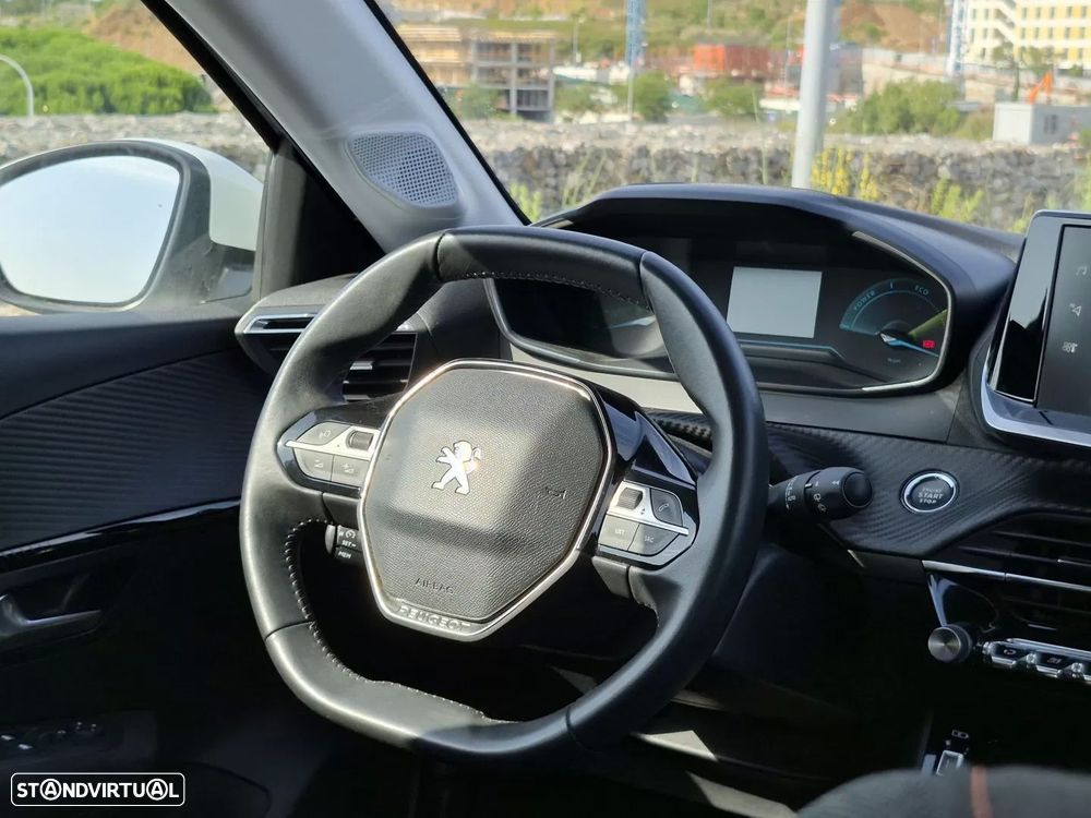 Peugeot e-208 50 kWh Active Pack - 21