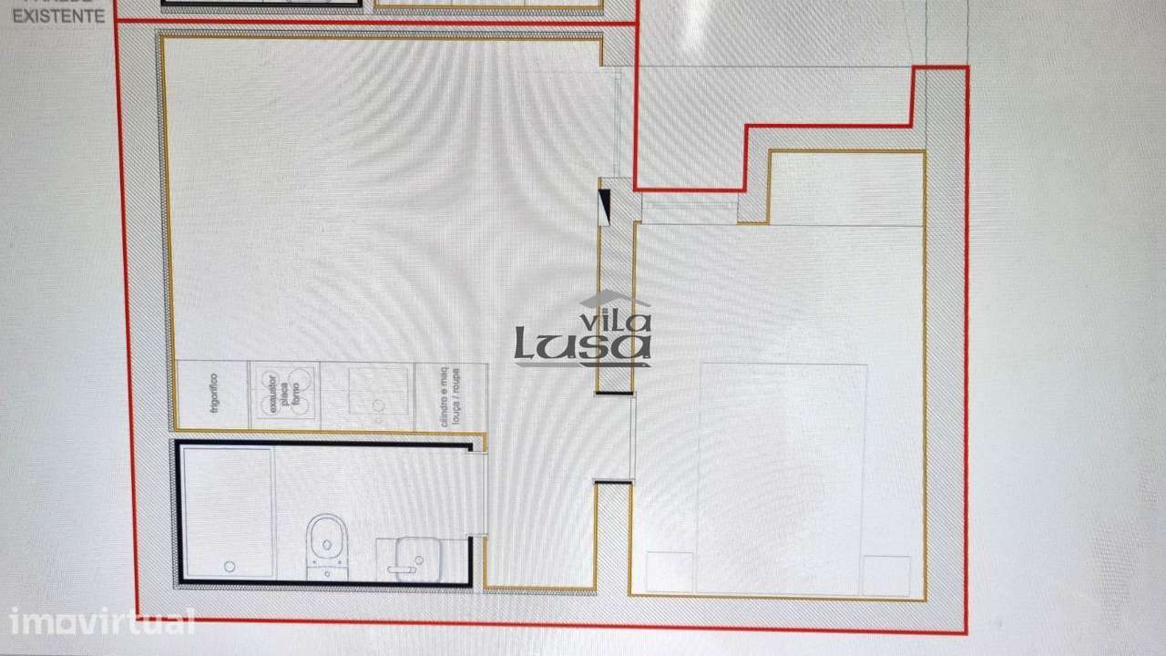 Casa T1, totalmente requalificada, junto à casa de saúde da Boavist... - Grande imagem: 2/7