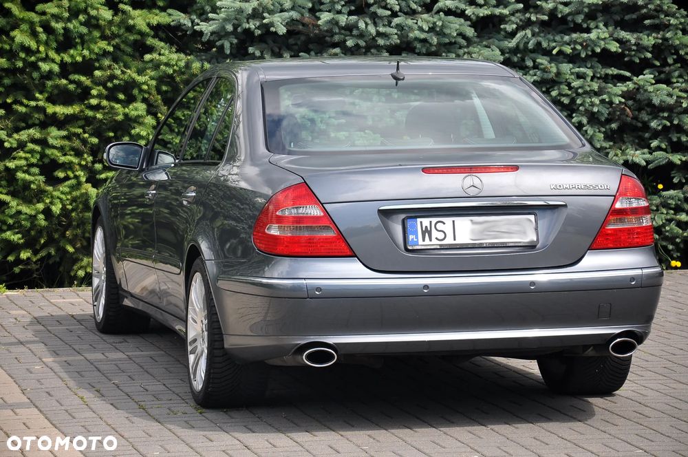Mercedes-Benz Klasa E - 17