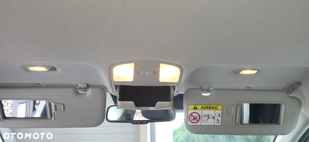 Kia Stonic 1.2 L Business Line - 18