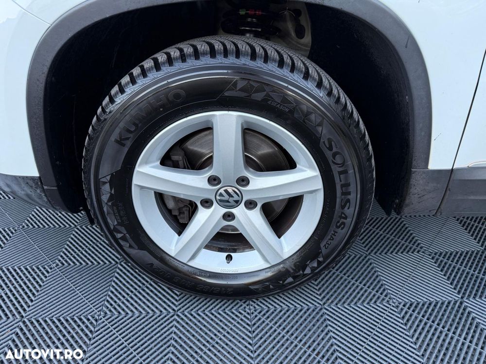 Volkswagen Tiguan - 13