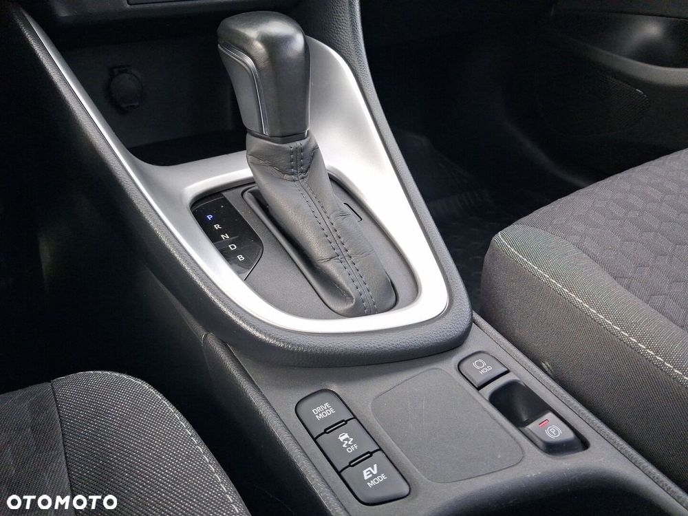 Toyota Yaris Hybrid 1.5 Comfort - 22