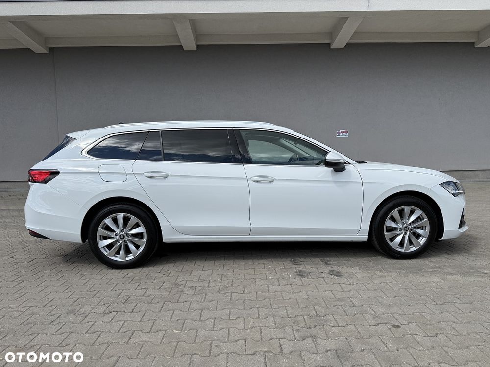 Skoda Superb 2.0 TDI SCR 4x4 Selection DSG - 3