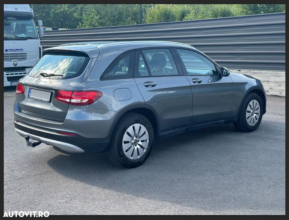 Mercedes-Benz GLC - 6
