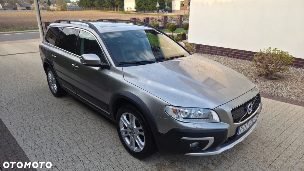 Volvo XC 70 D5 AWD Summum - 2