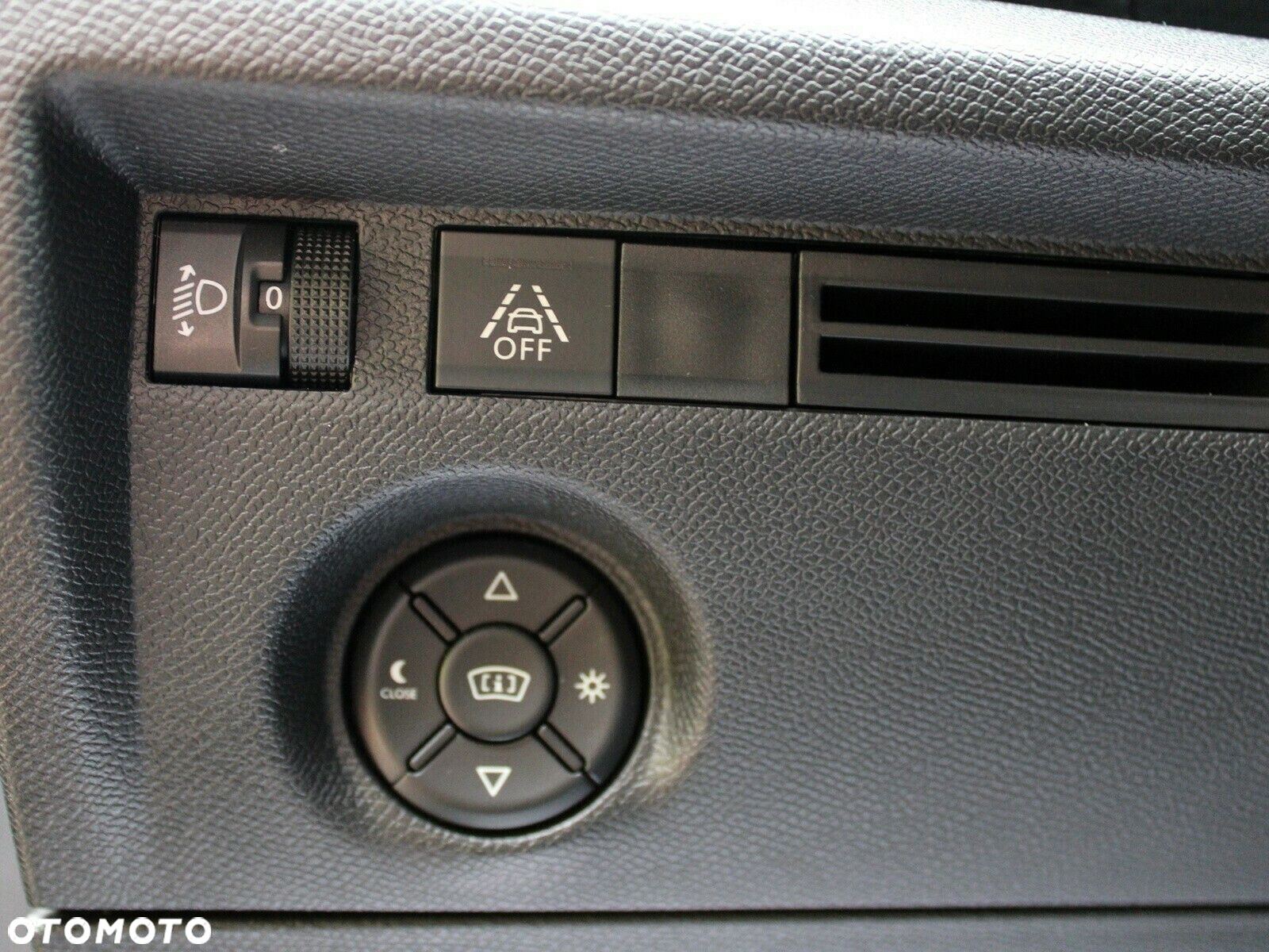 Citroën C4 1.5 BlueHDi Shine S&S - 32
