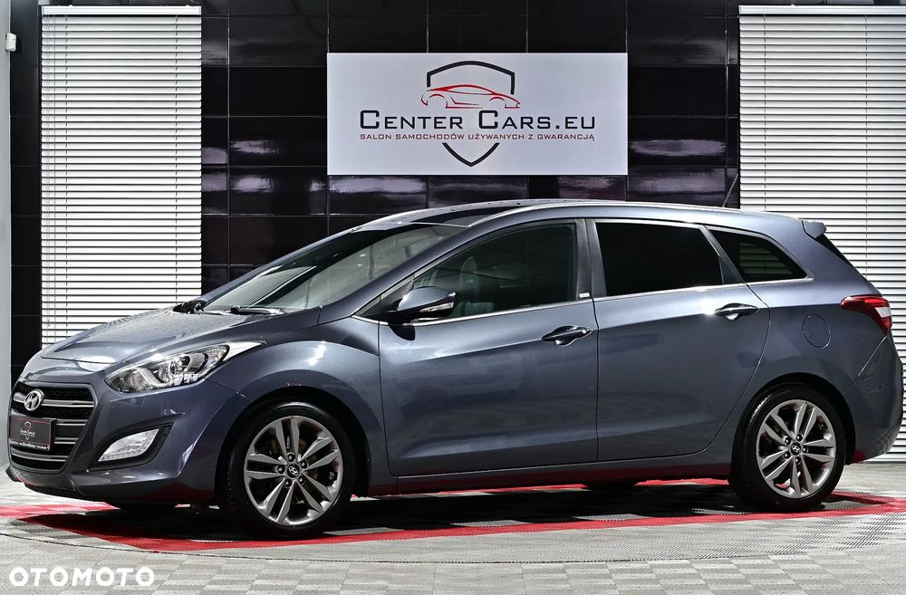 Hyundai i30 blue Kombi 1.6 CRDi DCT Passion - 12