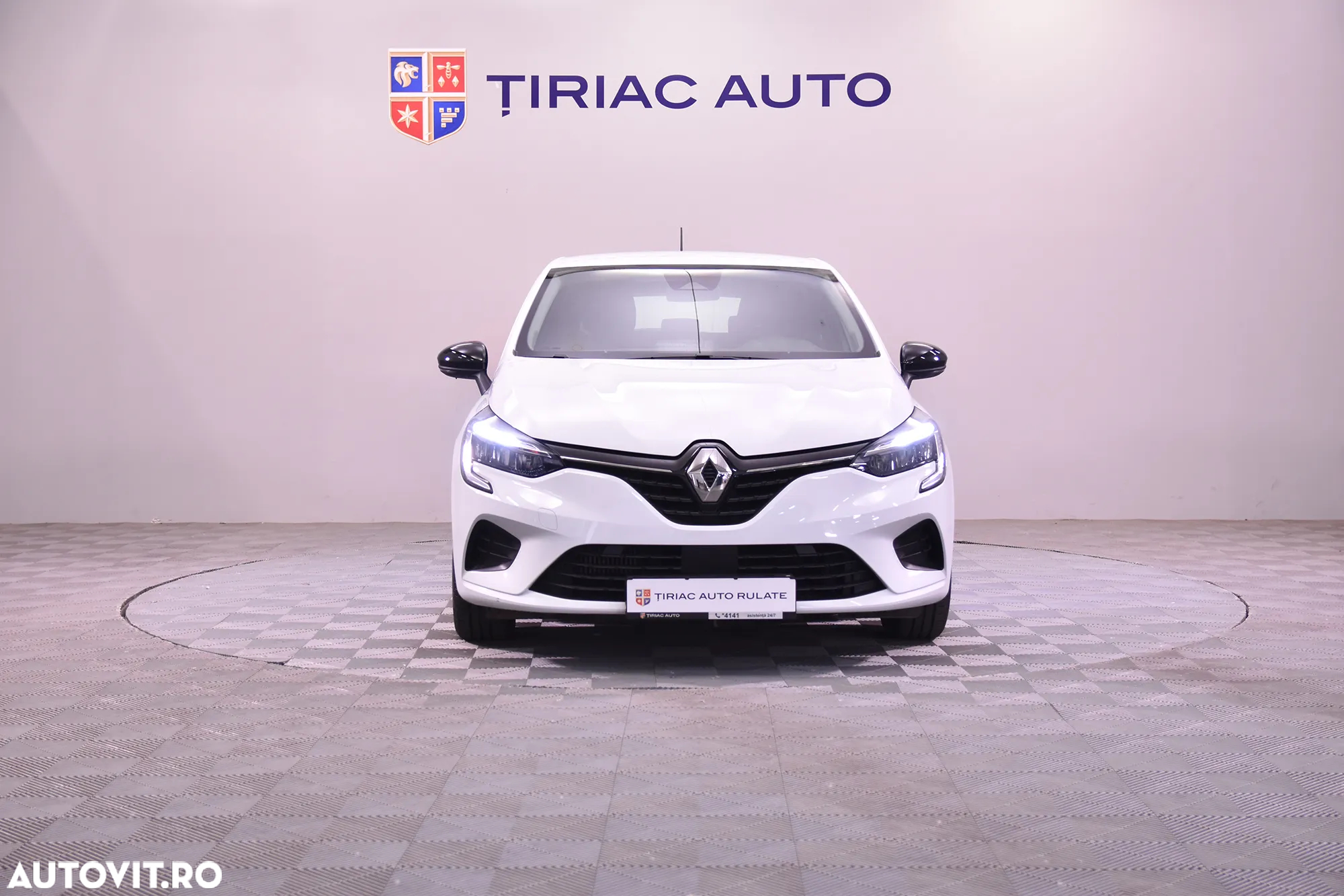 Renault Clio - 8