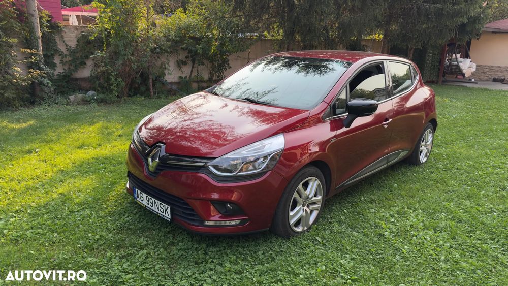 Renault Clio - 1