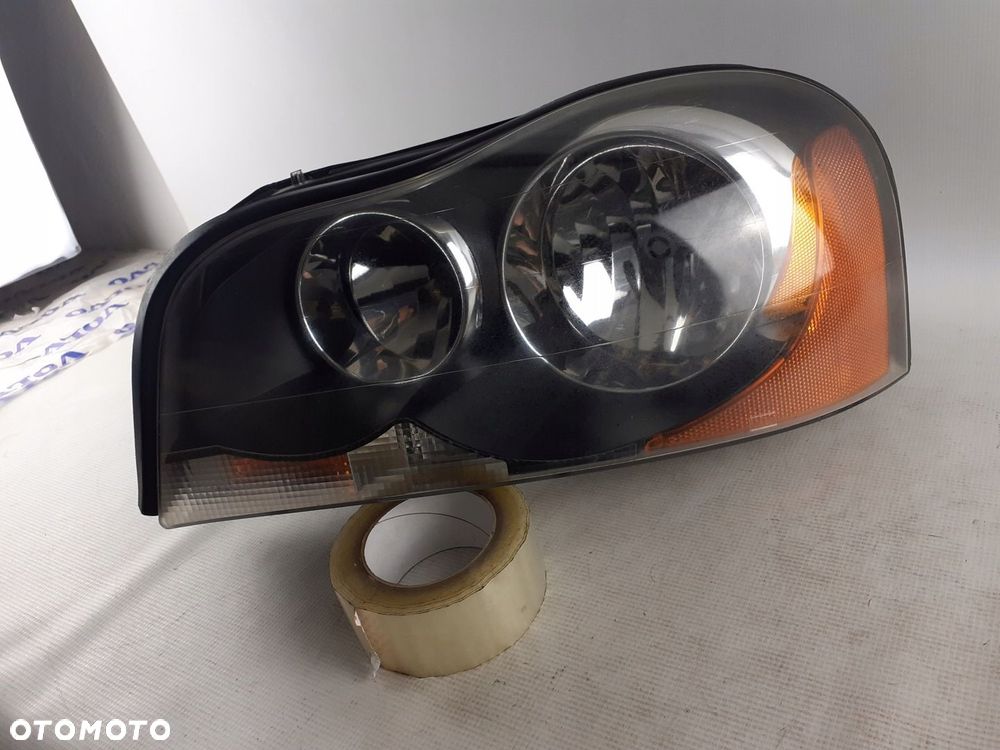 Lampa L+P przód Volvo XC90 02-06r