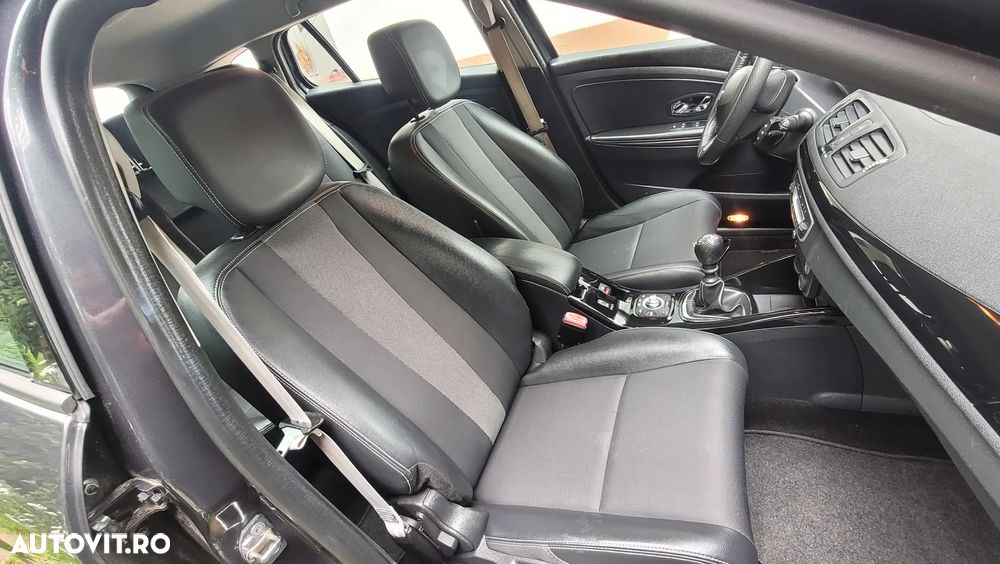 Renault Megane ENERGY dCi 110 Start & Stopp Bose Edition - 14