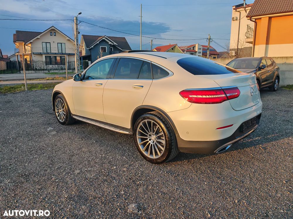 Mercedes-Benz GLC Coupe 220 d 4Matic 9G-TRONIC AMG Line - 31