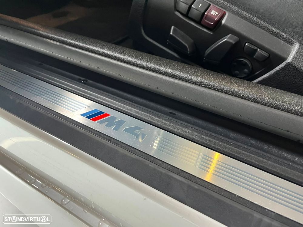 BMW M4 Auto - 39