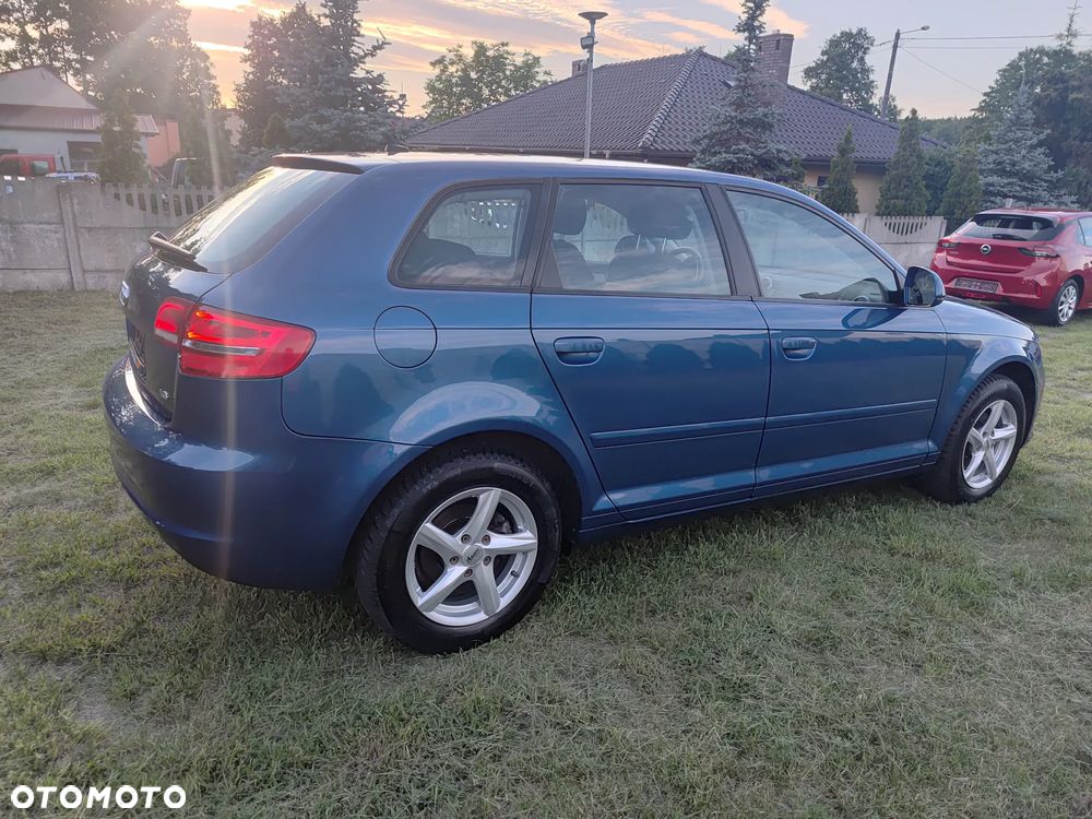Audi A3 Sportback - 11