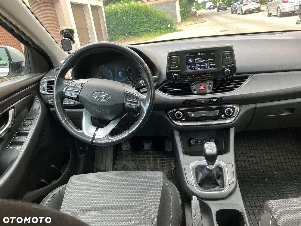 Hyundai i30 1.4 Classic + - 12