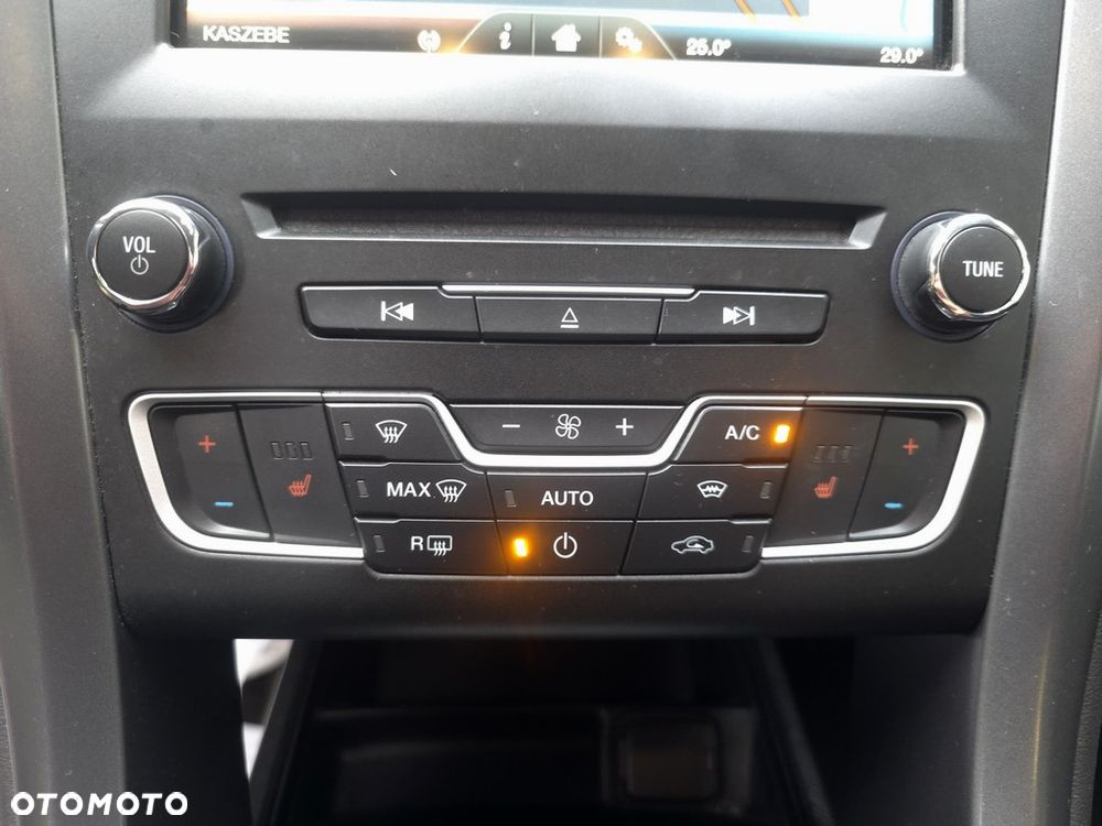 Ford Mondeo 2.0 TDCi Titanium - 20