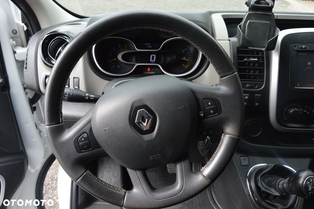Renault Trafic - 32