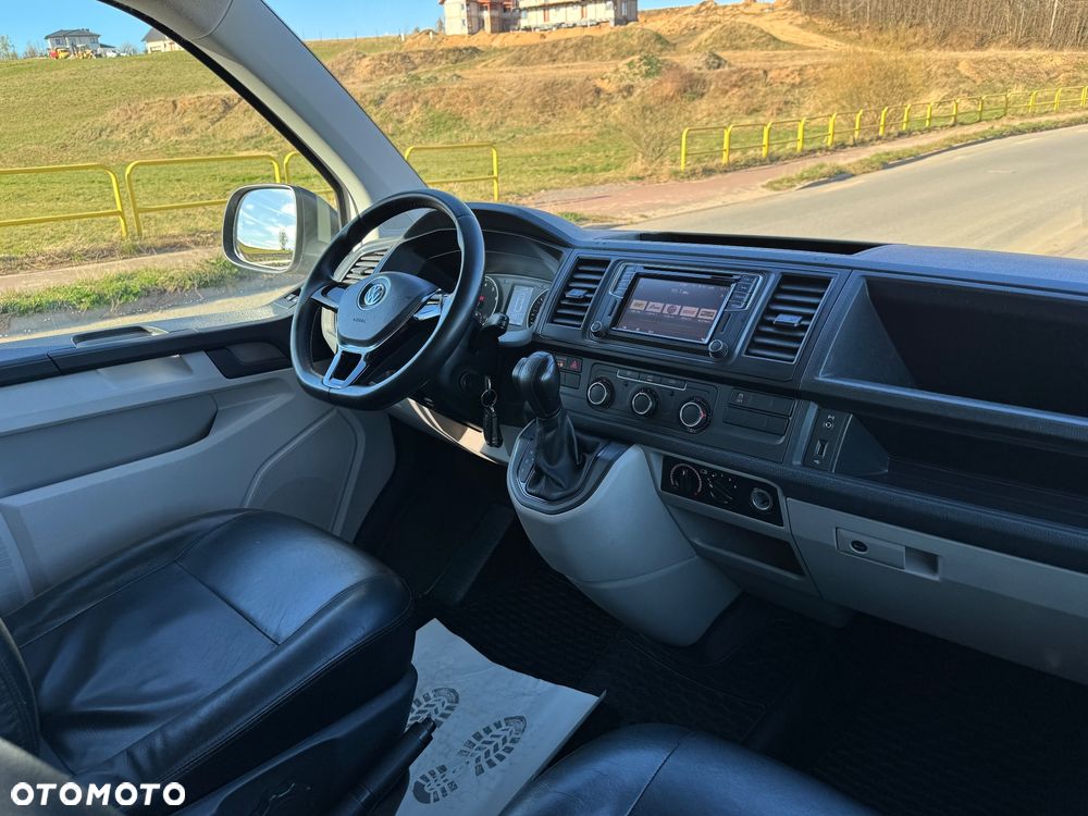 Volkswagen Transporter - 21