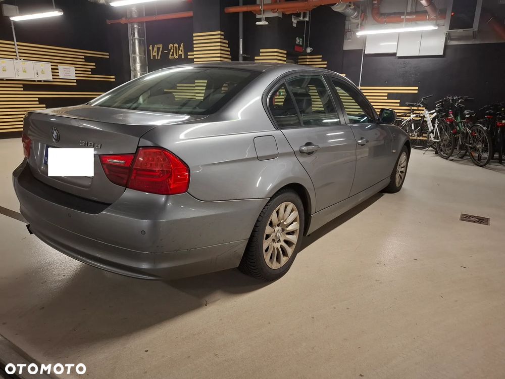 BMW Seria 3 318d DPF - 7