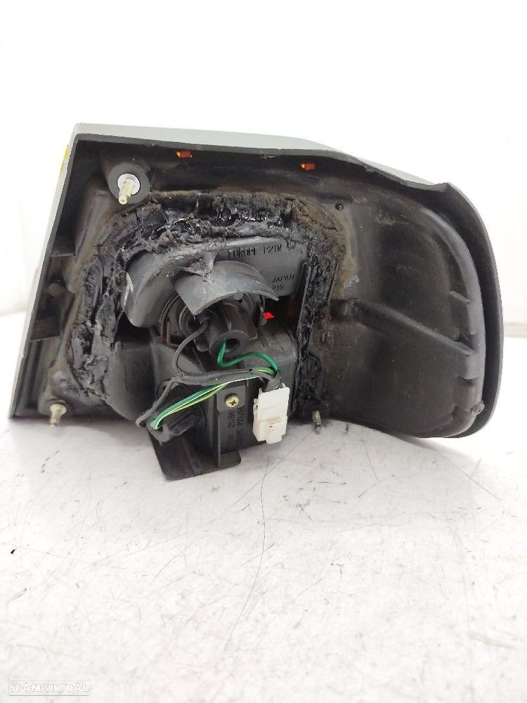 Farolim Stop Esq Nissan Almera I Hatchback (N15) - 1