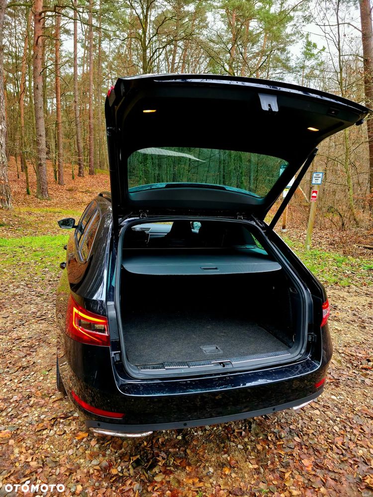 Skoda Superb 2.0 TSI Sportline DSG - 10