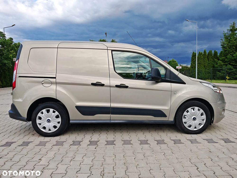 Ford Transit Connect - 8