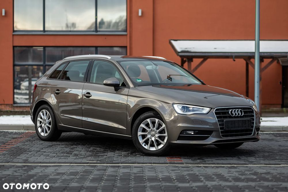 Audi A3 Sportback - 3