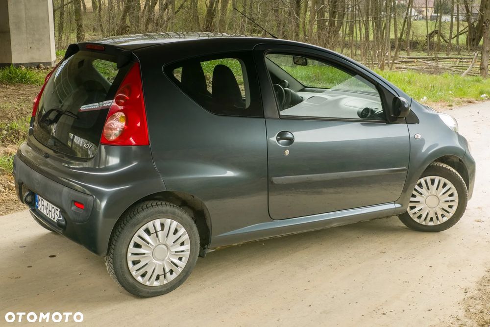 Peugeot 107 70 Urban Move - 8
