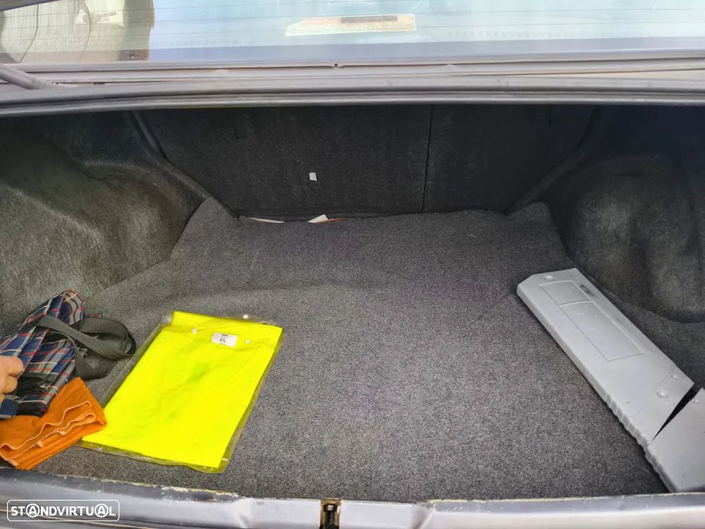 Honda Civic 1.5 LSi 16 V - 9