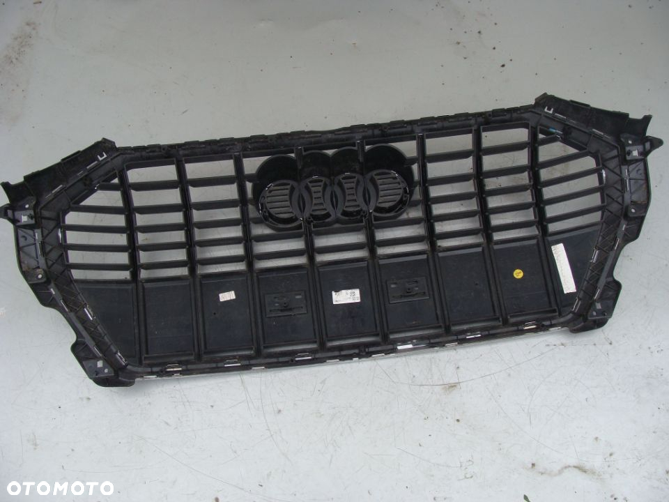 AUDI Q3 II  ATRAPA CHŁODNICY GRILL 83A853651 - 9