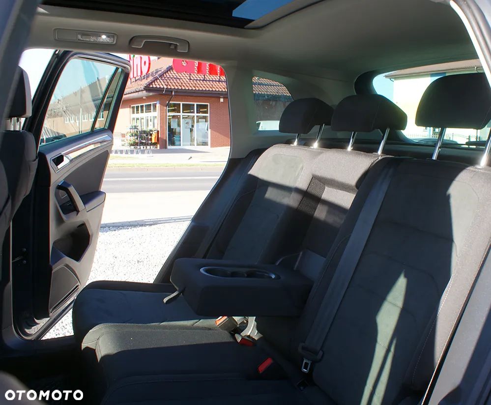 Volkswagen Tiguan 1.5 eHybrid OPF DSG Elegance - 29