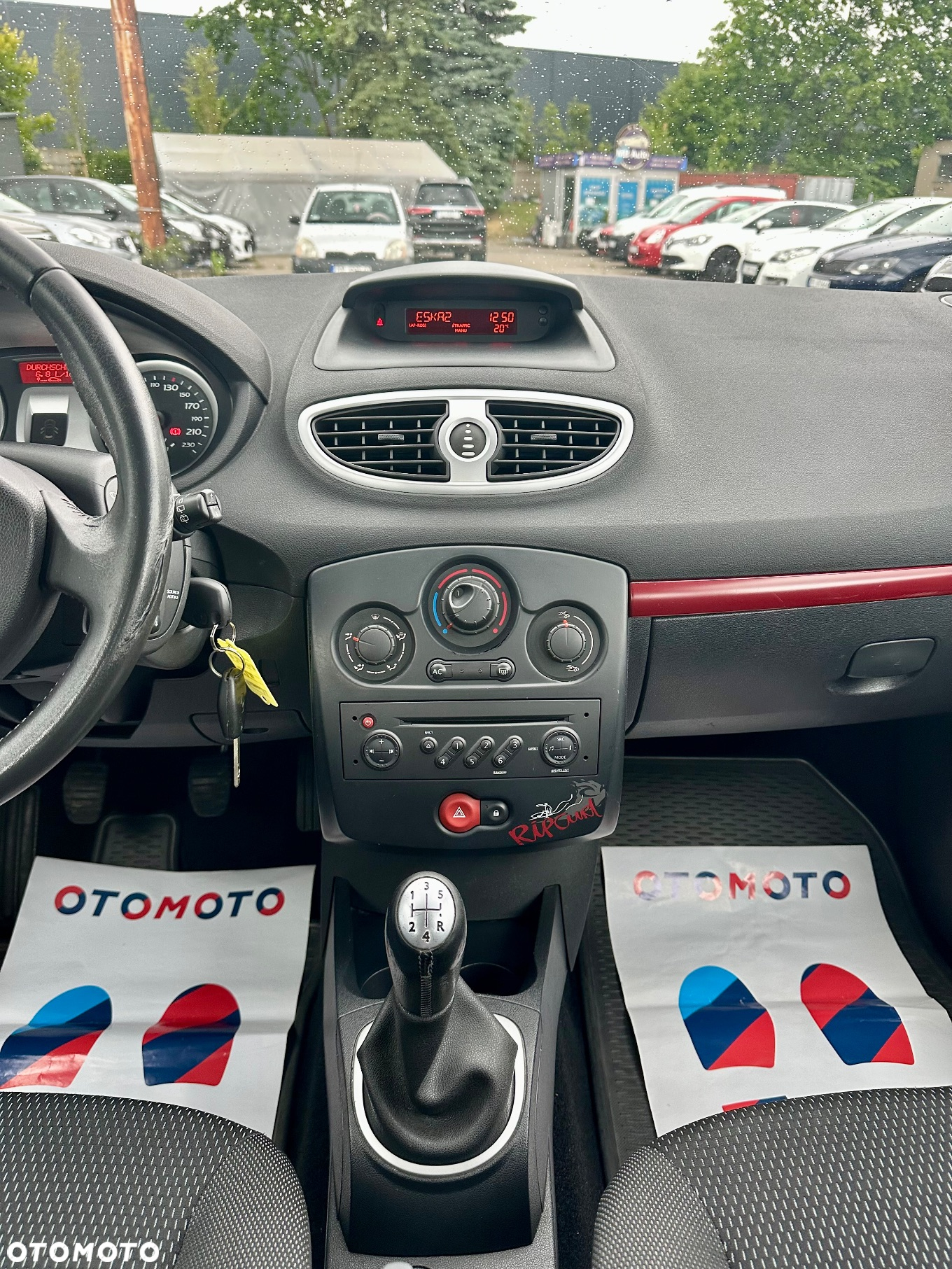 Renault Clio 1.2 16V Ripcurl - 16