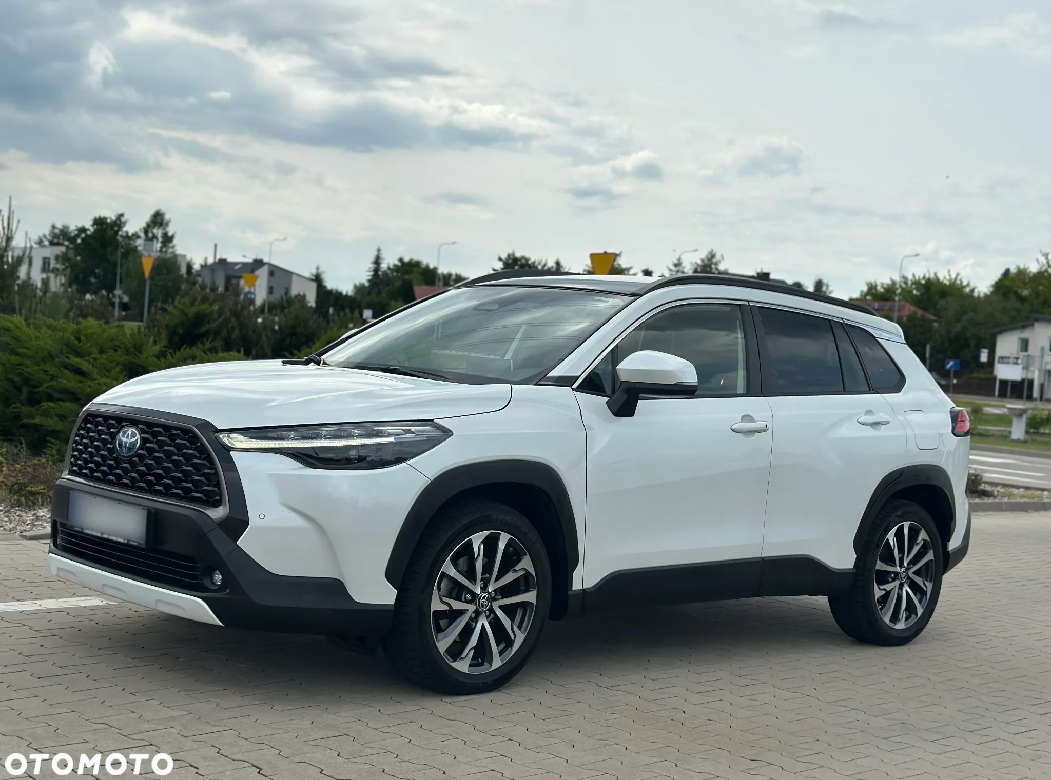 Toyota Corolla Cross 2.0 Hybrid Executive AWD - 1