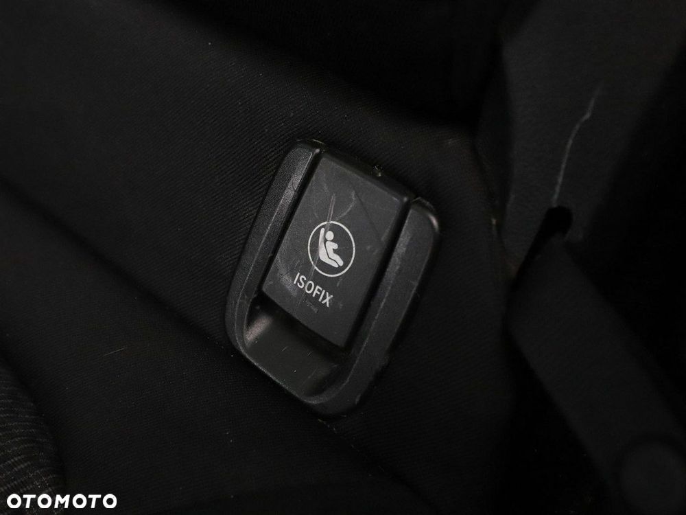 BMW Seria 2 218d - 36