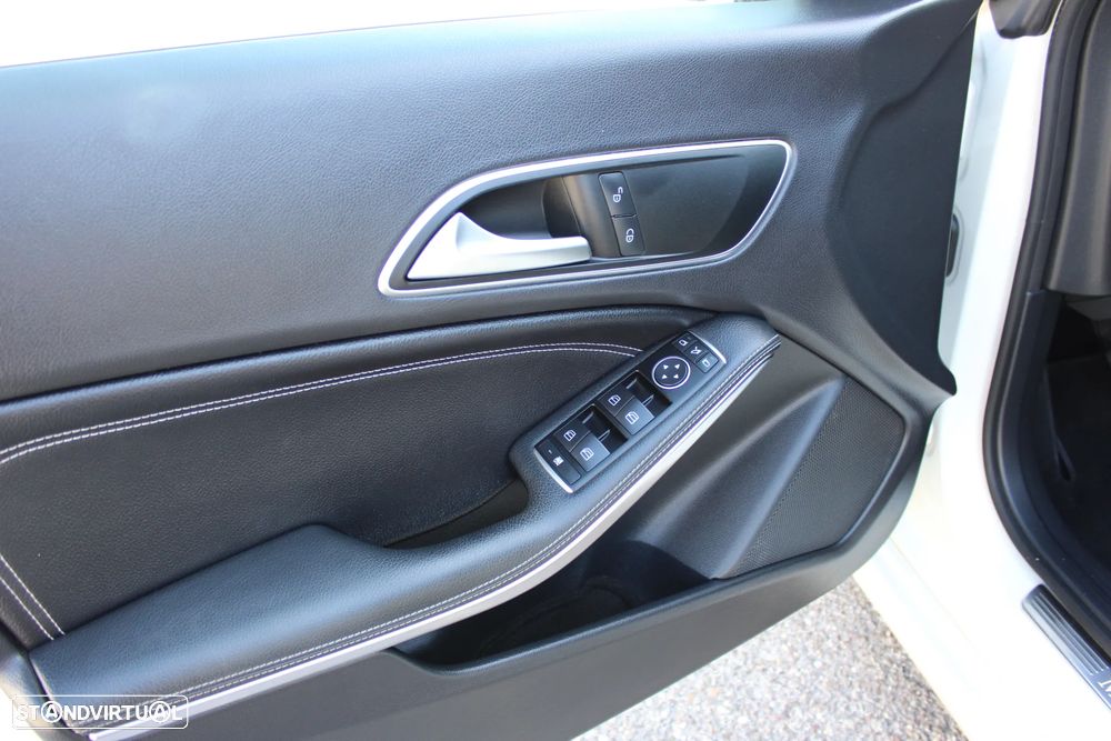 Mercedes-Benz CLA 200 d Shooting Brake Urban - 28