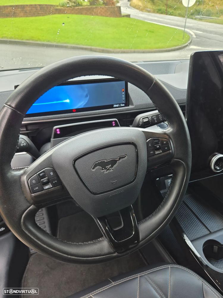 Ford Mustang Mach-E 75.7 kWh Base - 6