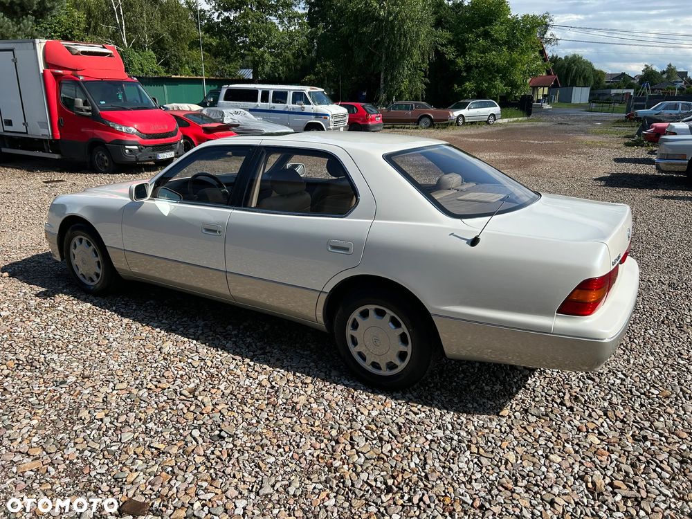 Lexus LS - 2