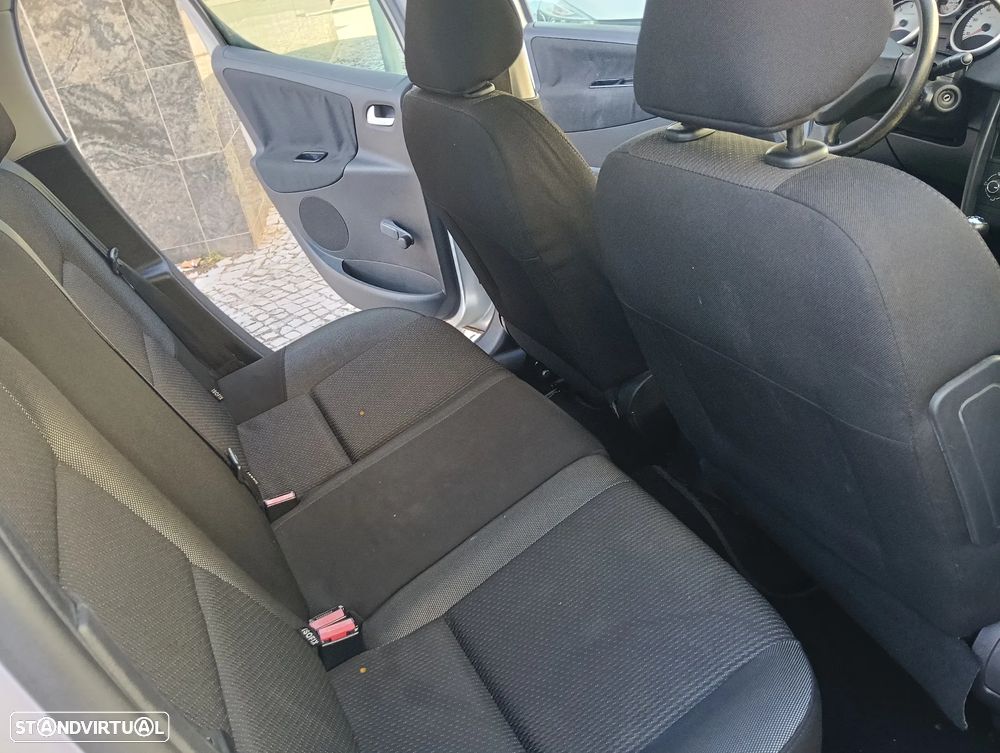 Peugeot 207 1.4 HDi Active - 5