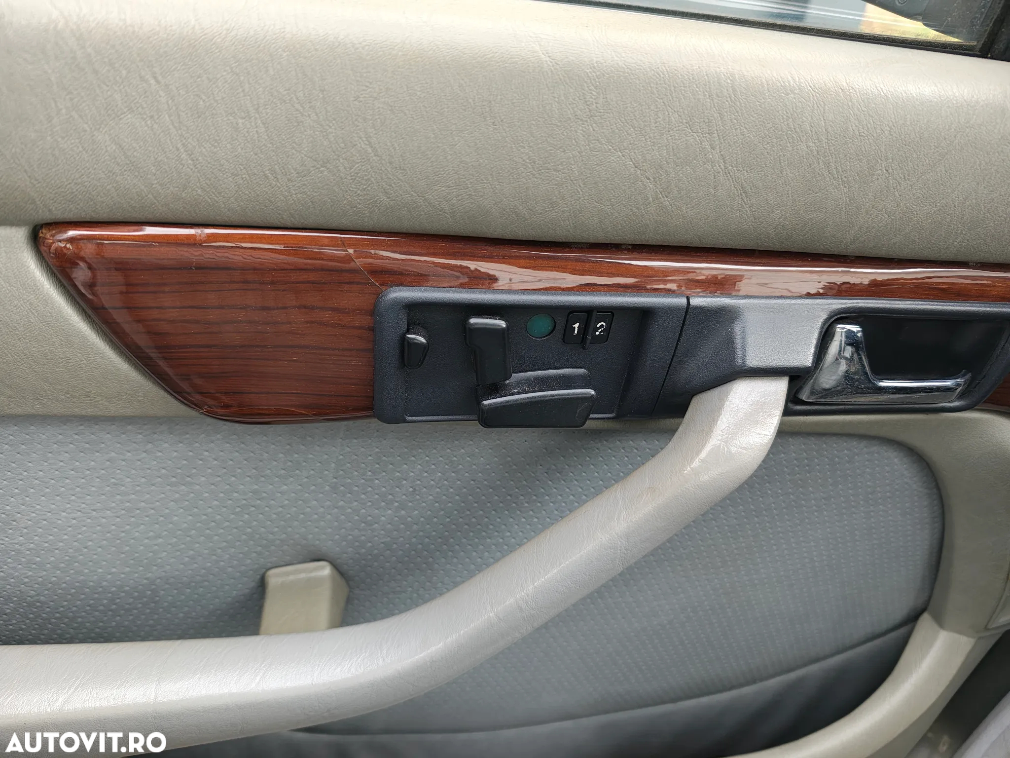 Mercedes-Benz W126 - 7
