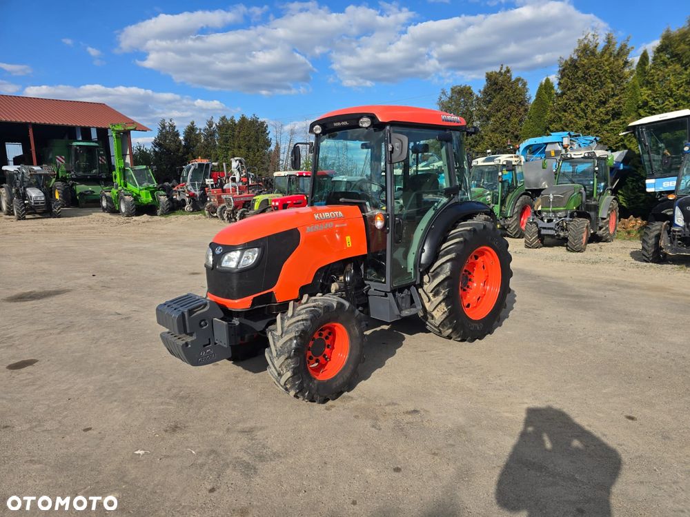 Kubota M8540 NARROW - 4