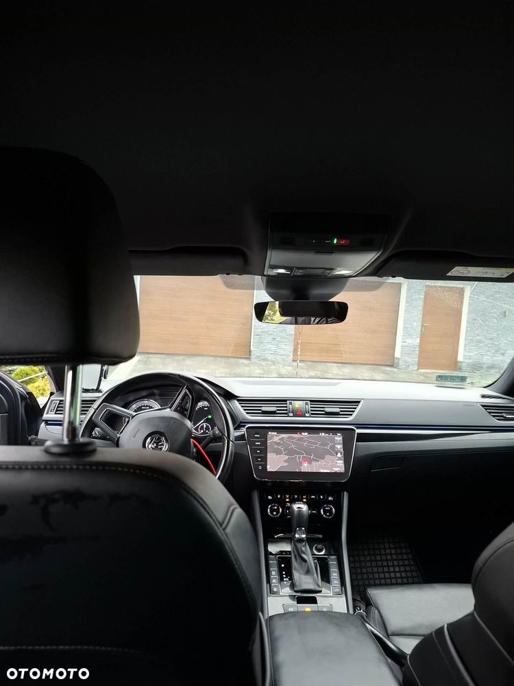 Skoda Superb 2.0 TDI 4x4 Active DSG - 27