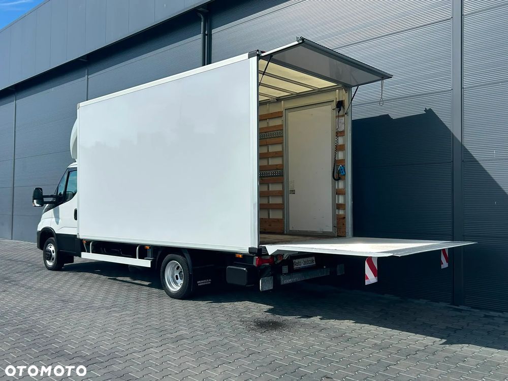 Iveco Daily 35C18 3.0 HPI Hi-Matic Kontener 9 palet + winda 1000kg + drzwi boczne **KLIMA**Serwis**Sprowadzony**2021R** - 5