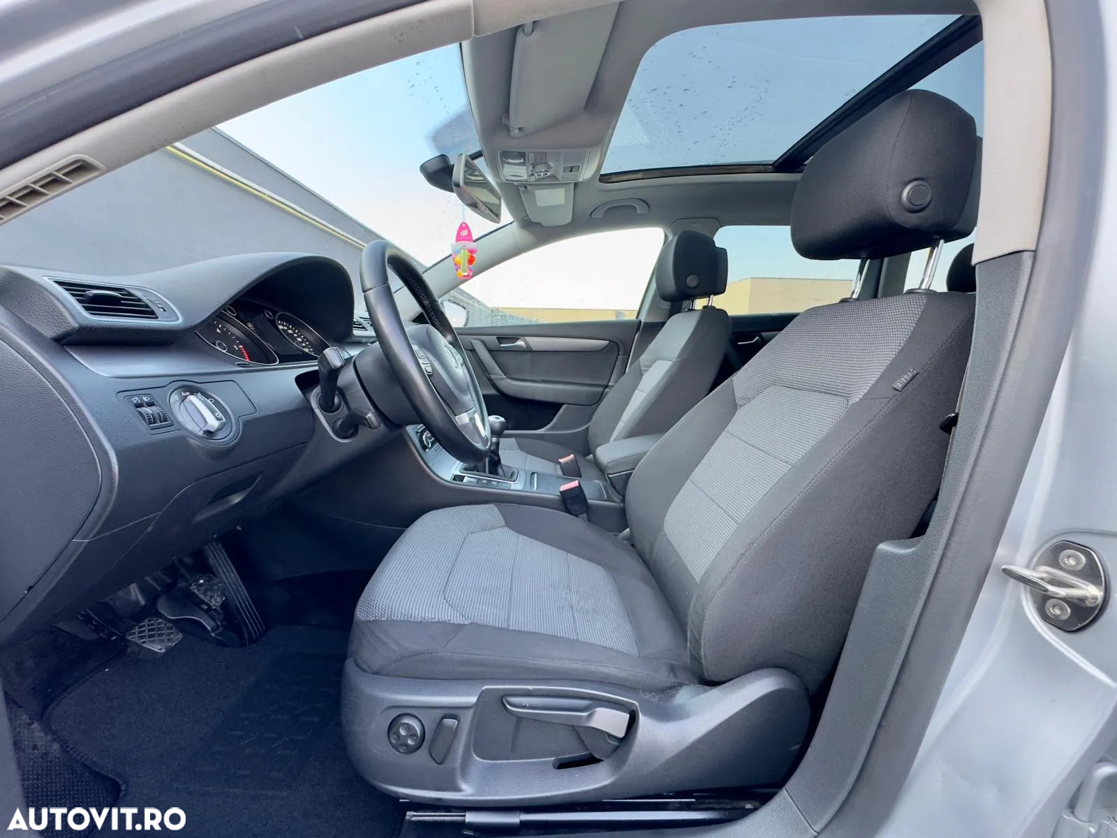 Volkswagen Passat - 5