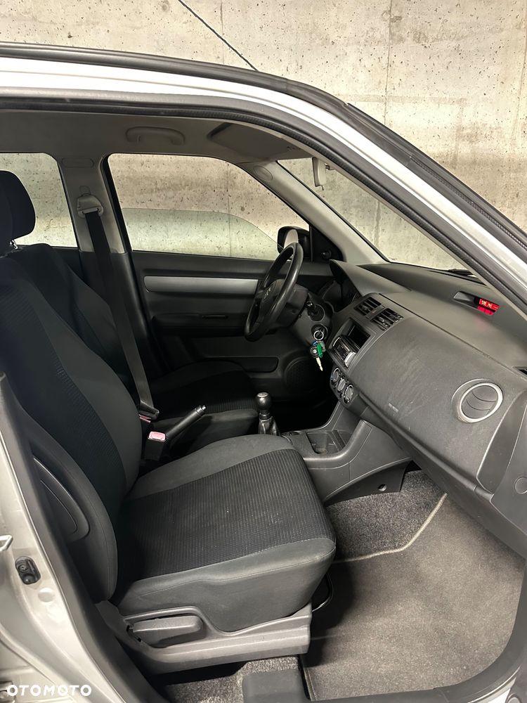 Suzuki Swift 1.3 DDiS Club - 28