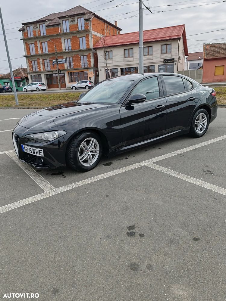 Alfa Romeo Giulia - 2