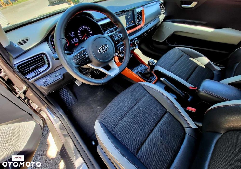 Kia Stonic - 19