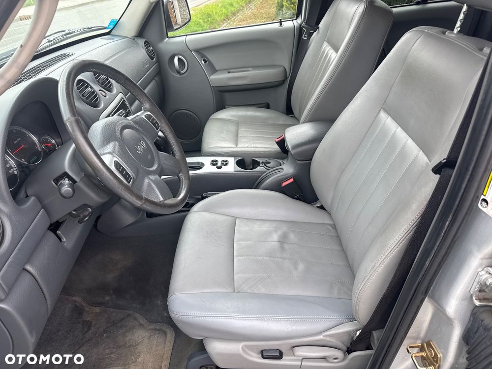 Jeep Cherokee 2.8 CRD Automatik Limited - 16