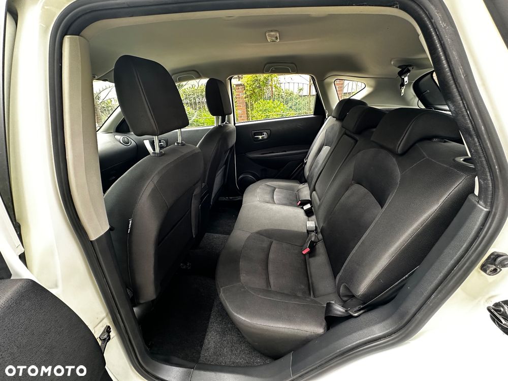 Nissan Qashqai 2.0 dCi DPF tekna - 13