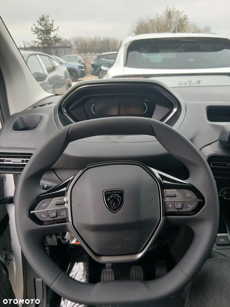 Peugeot Partner - 11