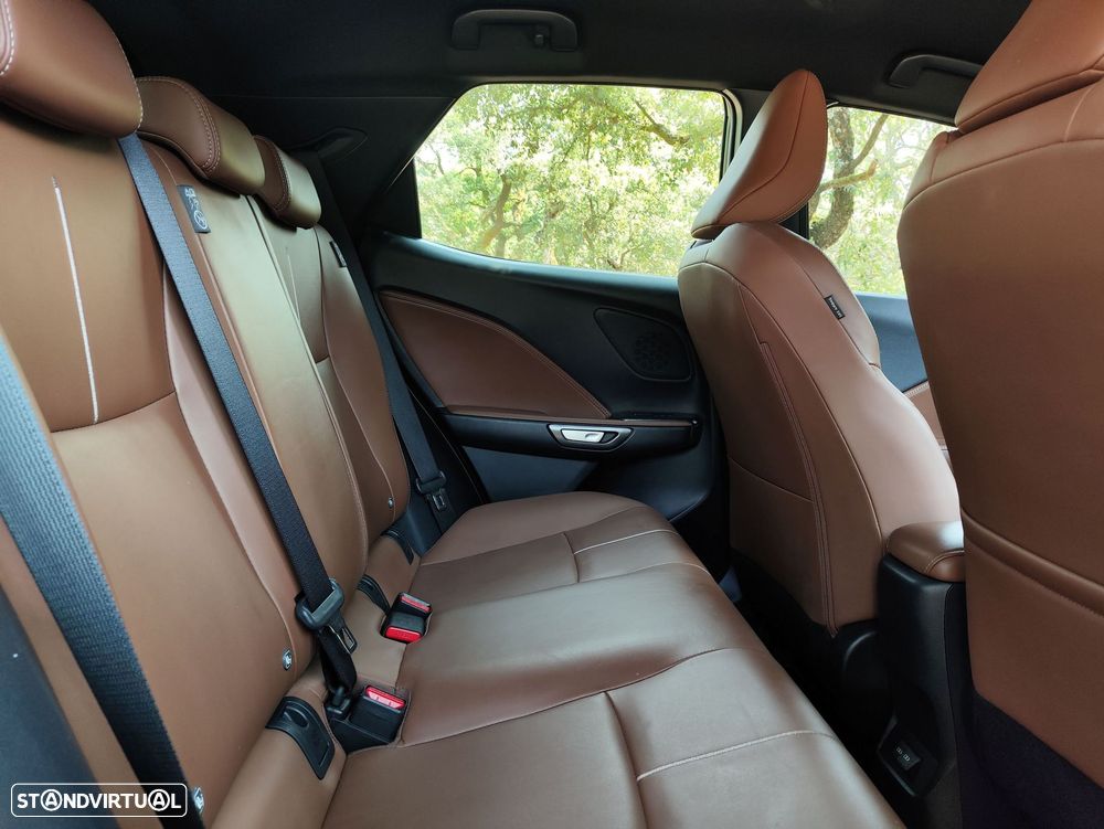Lexus LBX Relax - 15